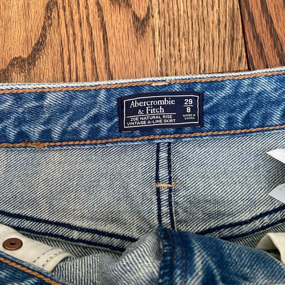 Two toned Denim Skirt - Picture 2 of 3